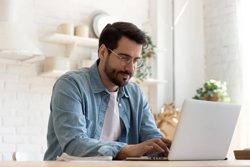 Kundenbindung durch Newsletter-Marketing: E-Mail Marketing Strategie von Seven Bytes Media