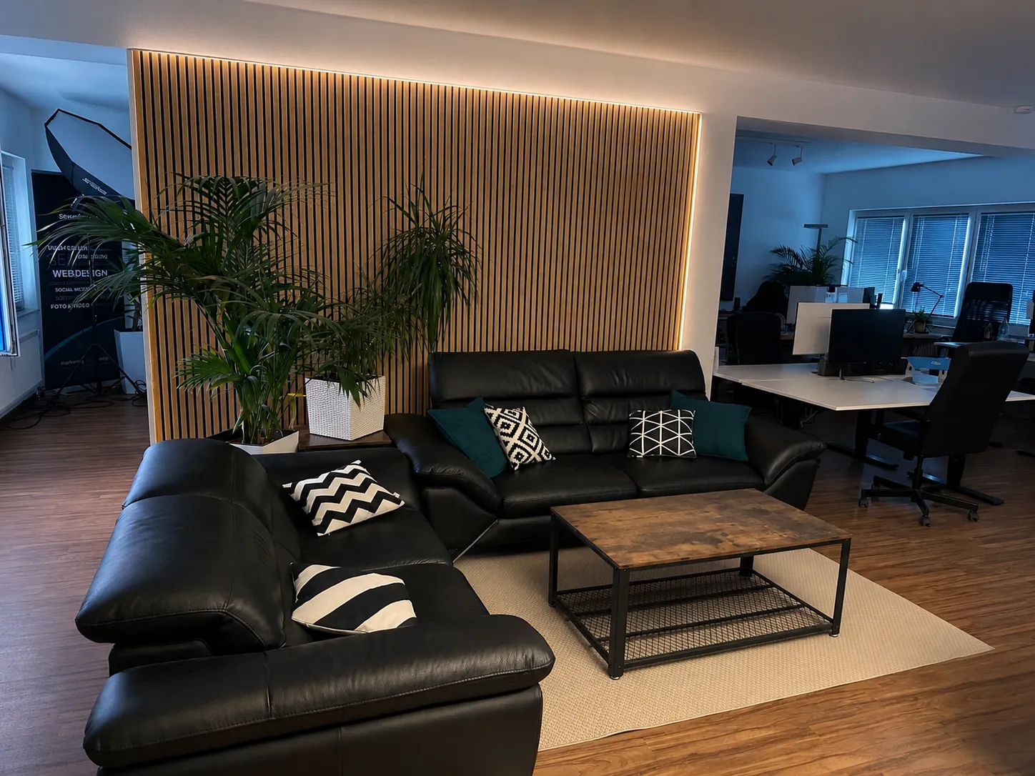 Loungebereich im Seven Bytes Büro