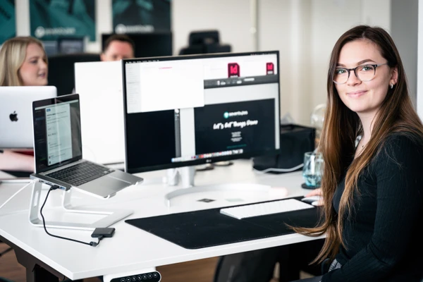 Seven Bytes Media Team bei der Arbeit
